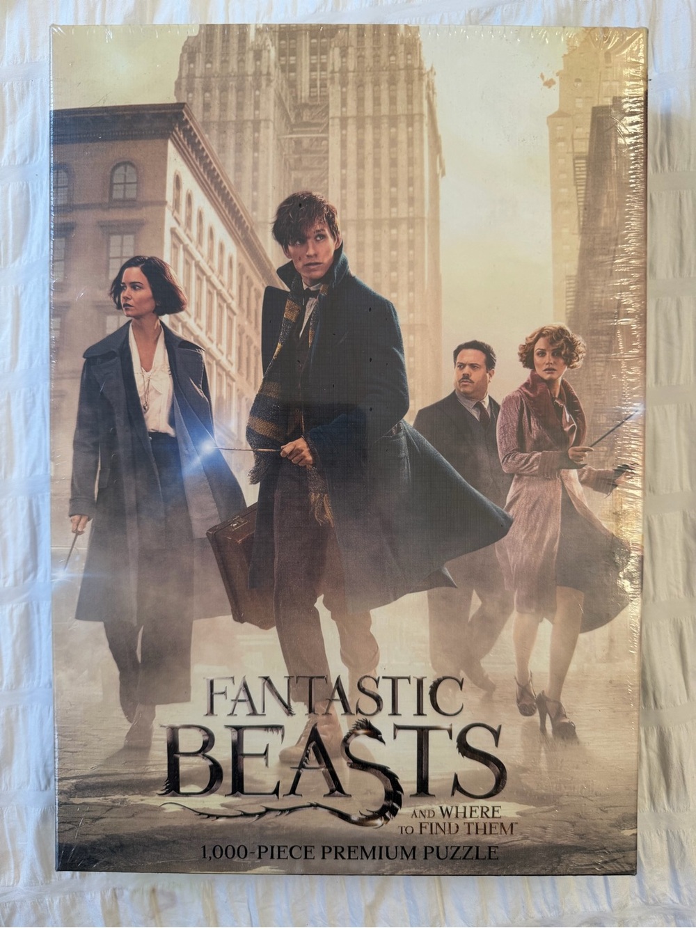 Fantastic Beasts 1000-Piece Premium Puzzle - Movie Poster Art